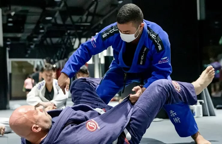 Pass Any Guard In Brazilian Jiu Jitsu